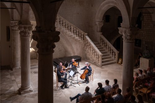 Carousel post from dubrovnikfestival.