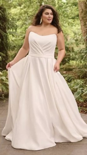 Video post from thecurvybridenj.