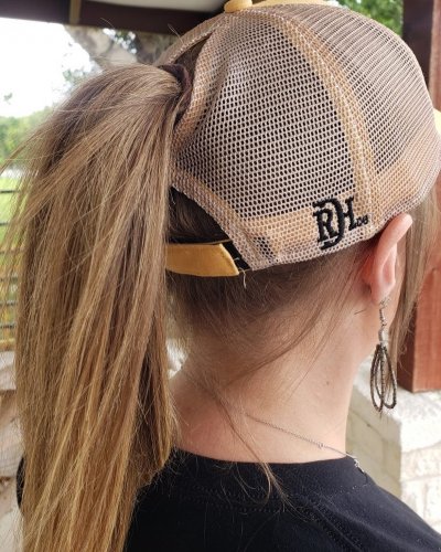 Carousel post from reddirthatco.