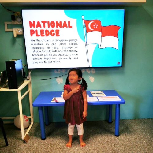 Carousel post from thetreasureboxsg.