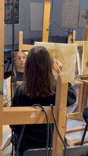 Video post from aur_arts.