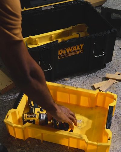 Video post from dewalttough.