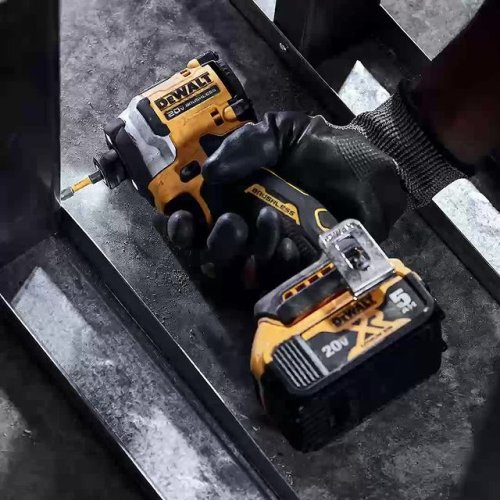 Video post from dewalttough.