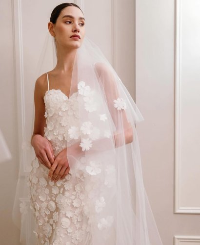 Carousel post from jolibride.