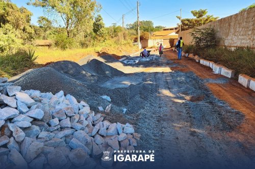 Carousel post from prefeituradeigarape.