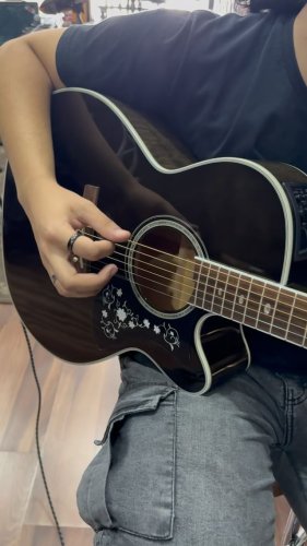 Video post from miyatamusic.