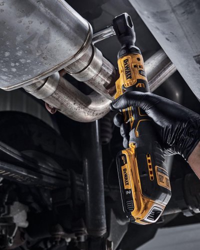 Photo post from dewalttough.