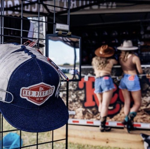 Photo post from reddirthatco.