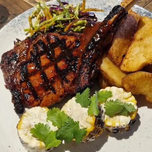 Carousel post from thearytoukley.