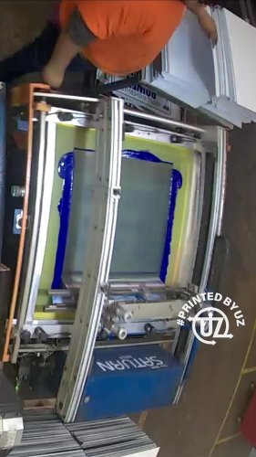 Video post from uzmarketing.