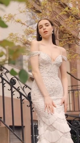 Video post from jolibride.