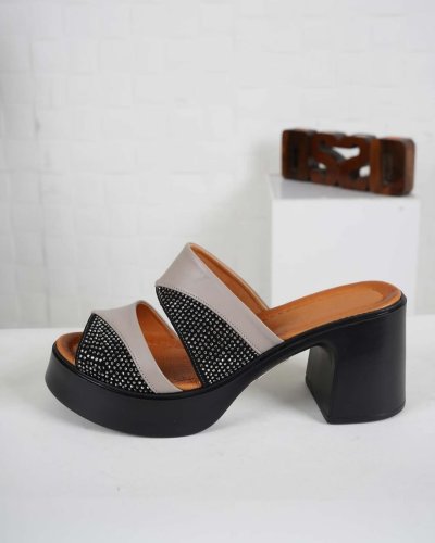 Carousel post from ossoshoes.