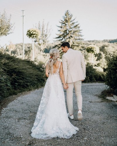 Carousel post from suesseboutique.