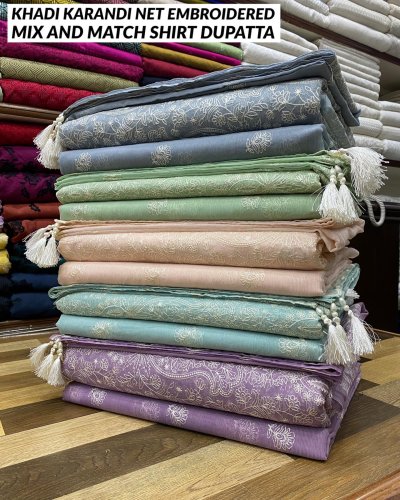 Carousel post from akbar_fabrics_.