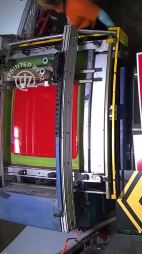 Video post from uzmarketing.