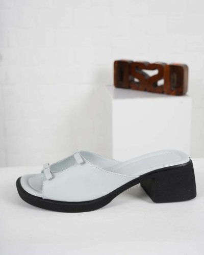Carousel post from ossoshoes.