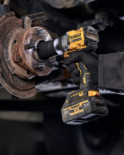 Photo post from dewalttough.