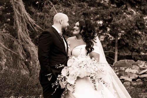 Carousel post from thecurvybridenj.