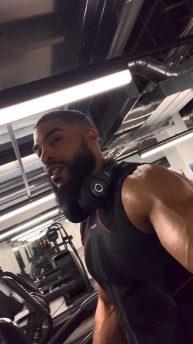 Video post from ph_gains.
