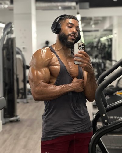 Photo post from ph_gains.