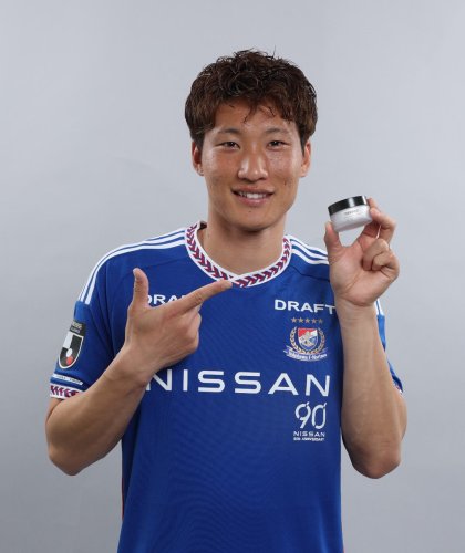 Photo post from @dermed_jp.