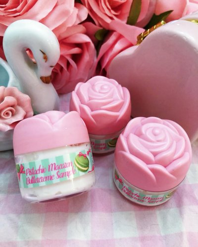 Carousel post from margaritabloom.