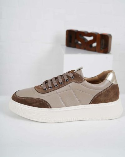 Carousel post from ossoshoes.