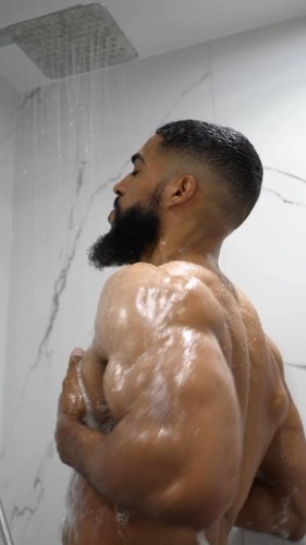 Video post from ph_gains.