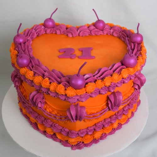 Photo post from marquettescakestudio.