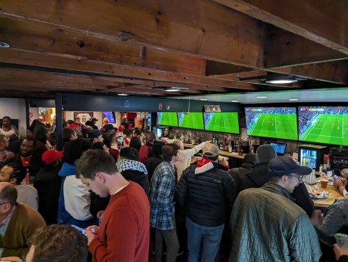 Carousel post from charmcitygooners.
