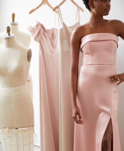 Carousel post from jolibride.