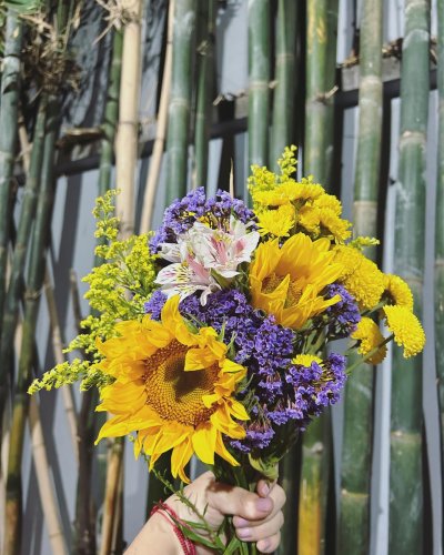 Carousel post from la_gifteria.