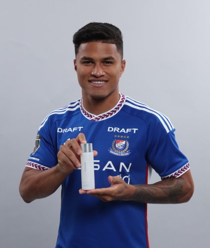 Photo post from @dermed_jp.