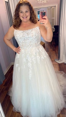 Video post from thecurvybridenj.