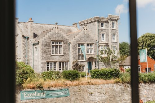 Carousel post from hotelvaratruro.