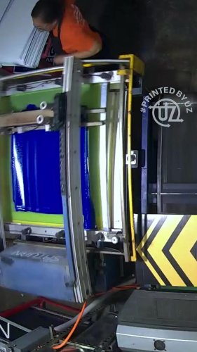 Video post from uzmarketing.