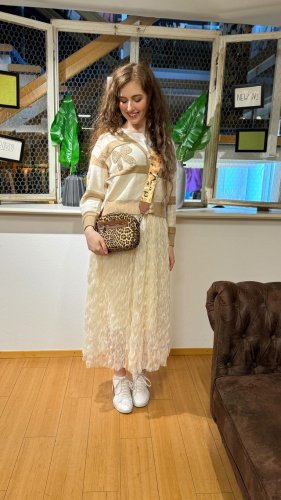 Video post from modehausbinder.