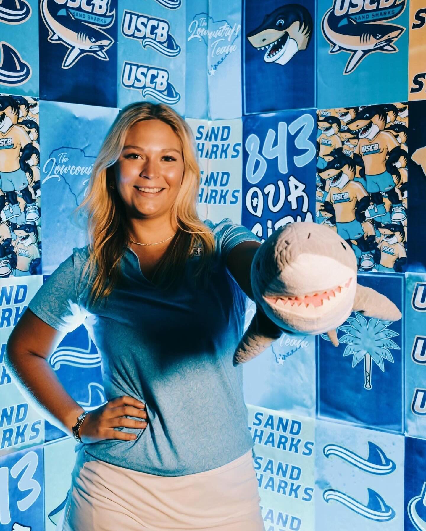 Carousel post from uscbsandsharks.