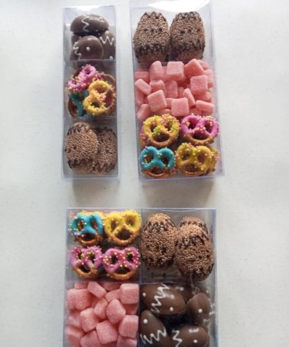 Carousel post from la_gifteria.