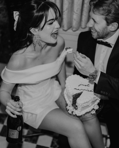 Carousel post from suesseboutique.