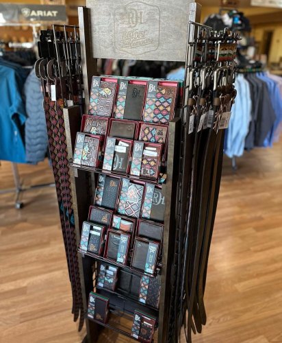 Carousel post from reddirthatco.