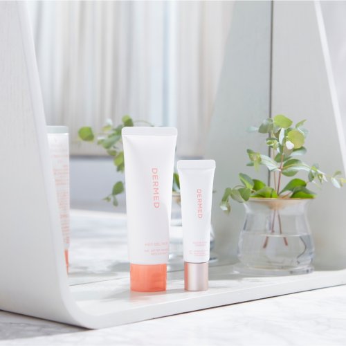 Carousel post from dermed_official.