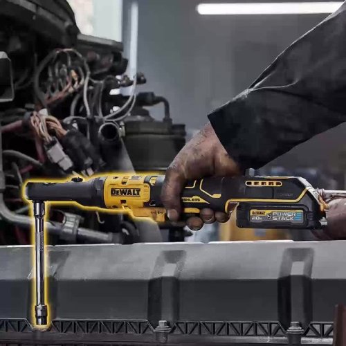 Video post from dewalttough.