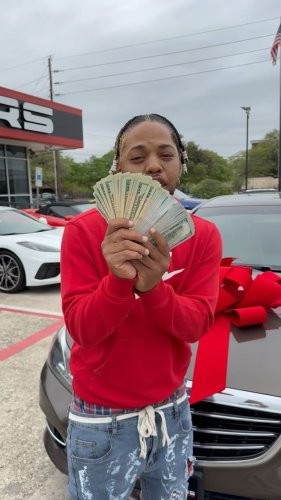 Video post from sincere.tha.car.plug.