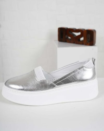 Carousel post from ossoshoes.