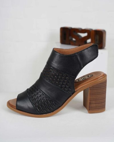 Carousel post from ossoshoes.