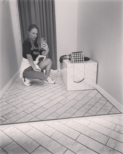 PostPhoto