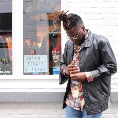 Photo post from dotnsquare_vintage.