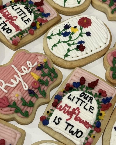 Photo post from marquettescakestudio.