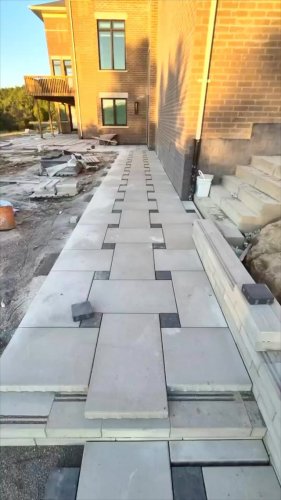 Video post from techobloc.